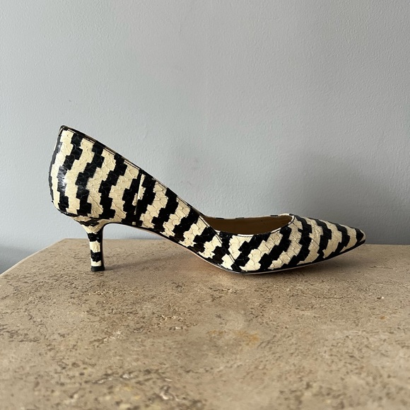 Via Spiga low kitten heel in black and white - Picture 10 of 14